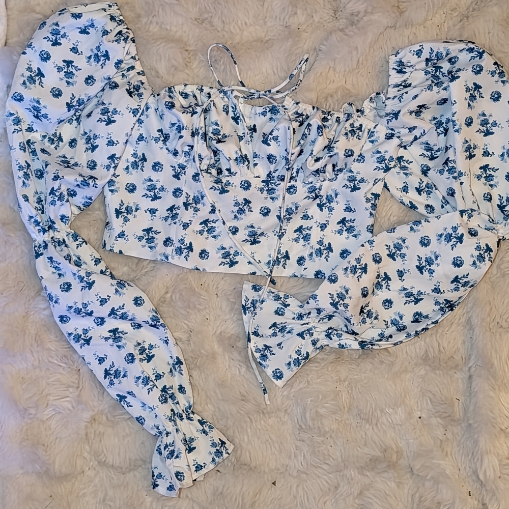 Floral Blue and White Women's Top